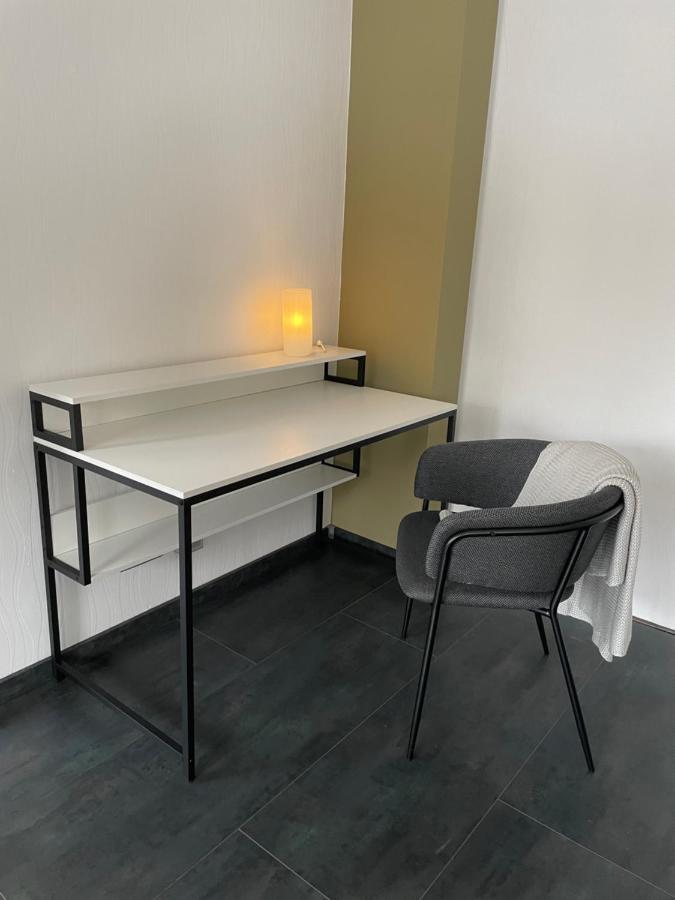 Apartamento Truretreats Design Loft Fuer 8 Personen I Riesige Kueche I Echarger I 65Z Smarttv I 150Qm Hamburgo Exterior foto
